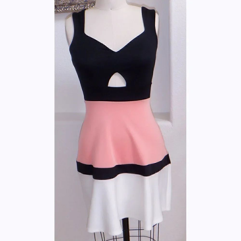 Bodycon style tri-color dress 